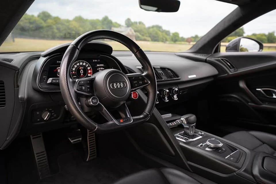 2017 Audi 4S R8 - Image 12 of 16