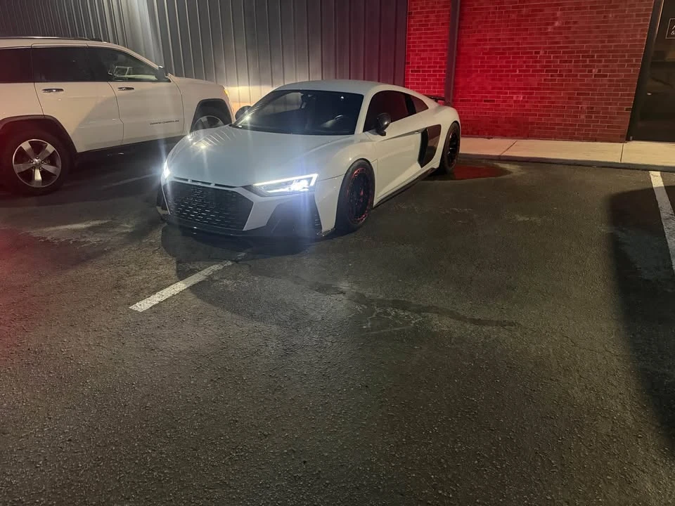 2017 Audi 4S R8 - Image 4 of 8