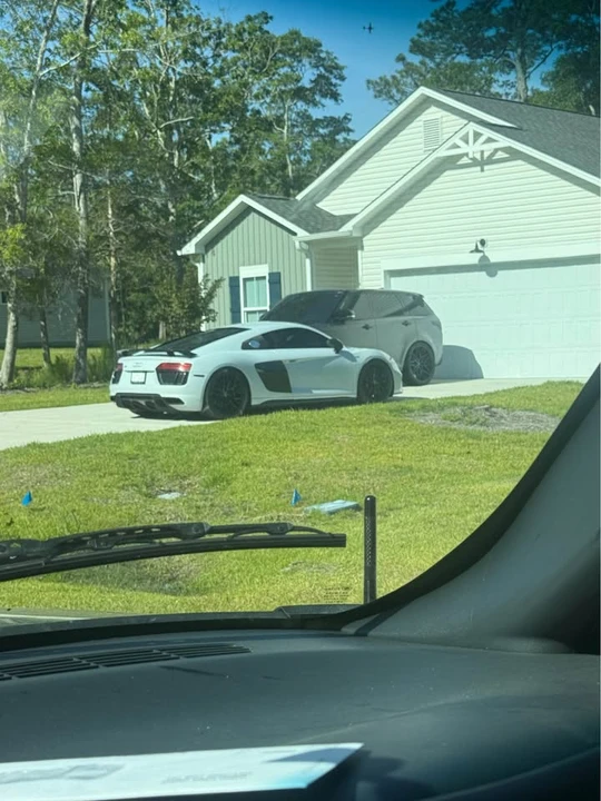 2017 Audi 4S R8 - Image 8 of 8