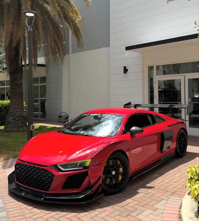 2017 Audi 4S R8 - Image 2 of 5