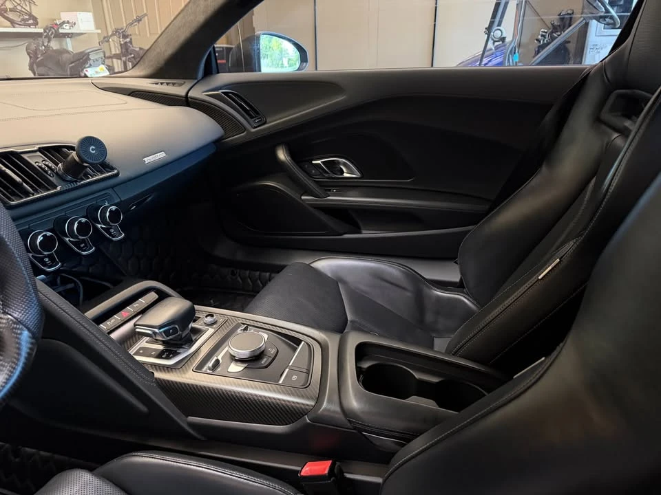 2017 Audi 4S R8 - Image 11 of 18