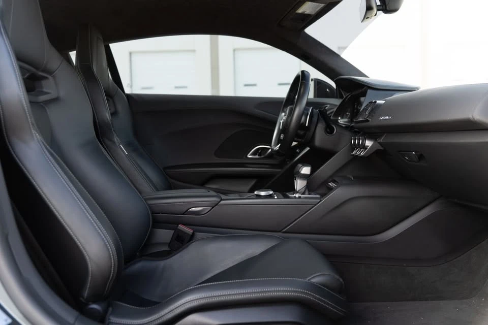 2017 Audi 4S R8 - Image 5 of 18