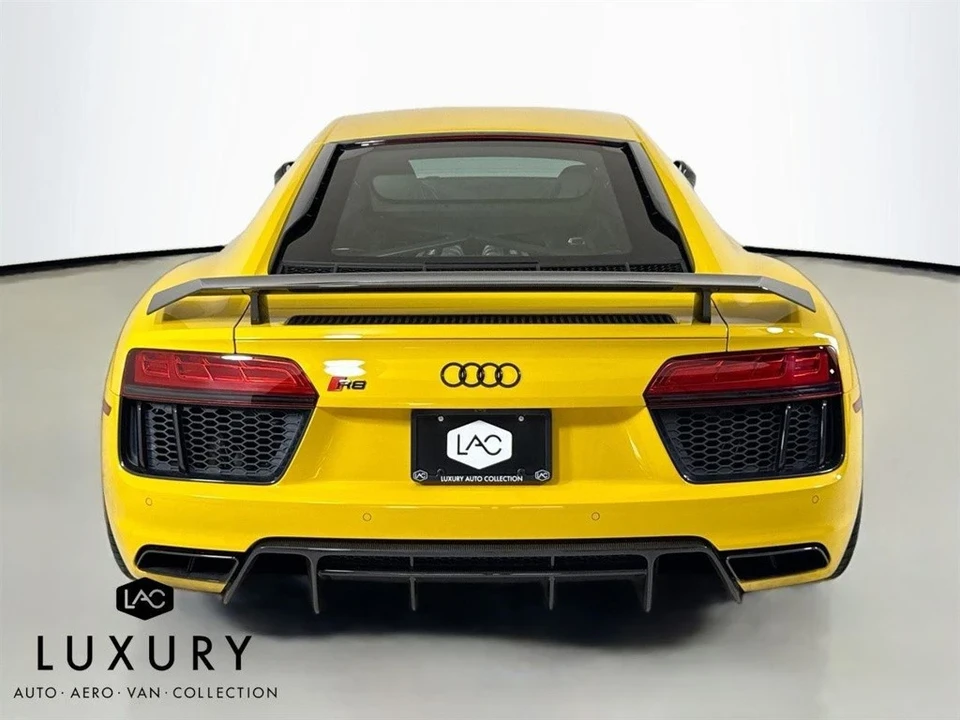 2017 Audi 4S R8 - Image 5 of 12