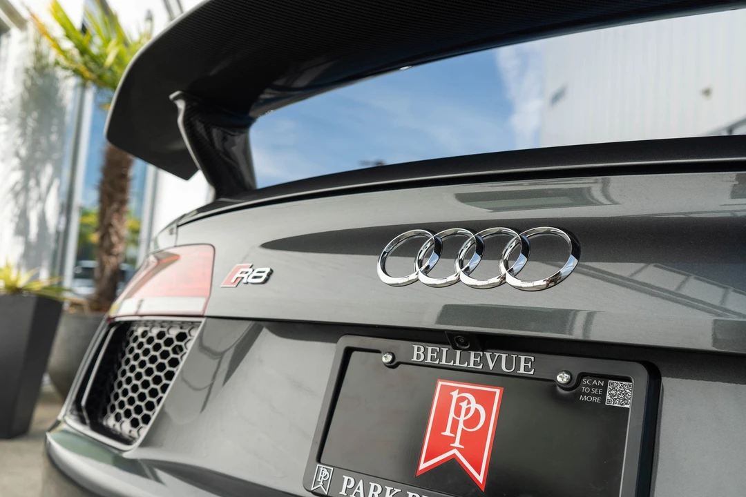 2017 Audi 4S R8 - Image 7 of 31