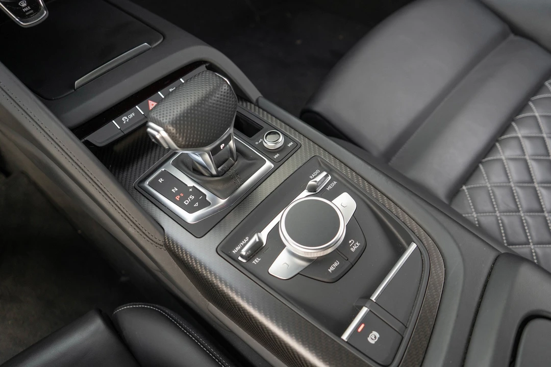 2017 Audi 4S R8 - Image 24 of 31