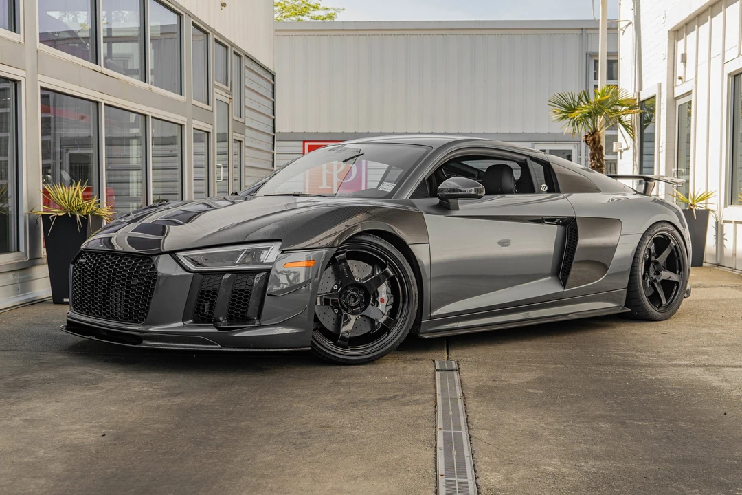 2017 Audi 4S R8 - Image 3 of 31