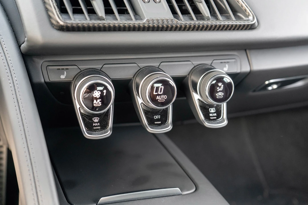 2017 Audi 4S R8 - Image 23 of 31