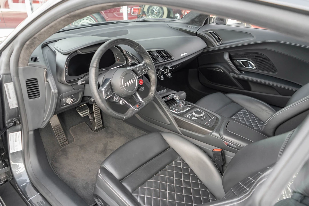 2017 Audi 4S R8 - Image 11 of 31