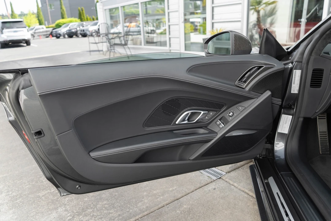 2017 Audi 4S R8 - Image 13 of 31