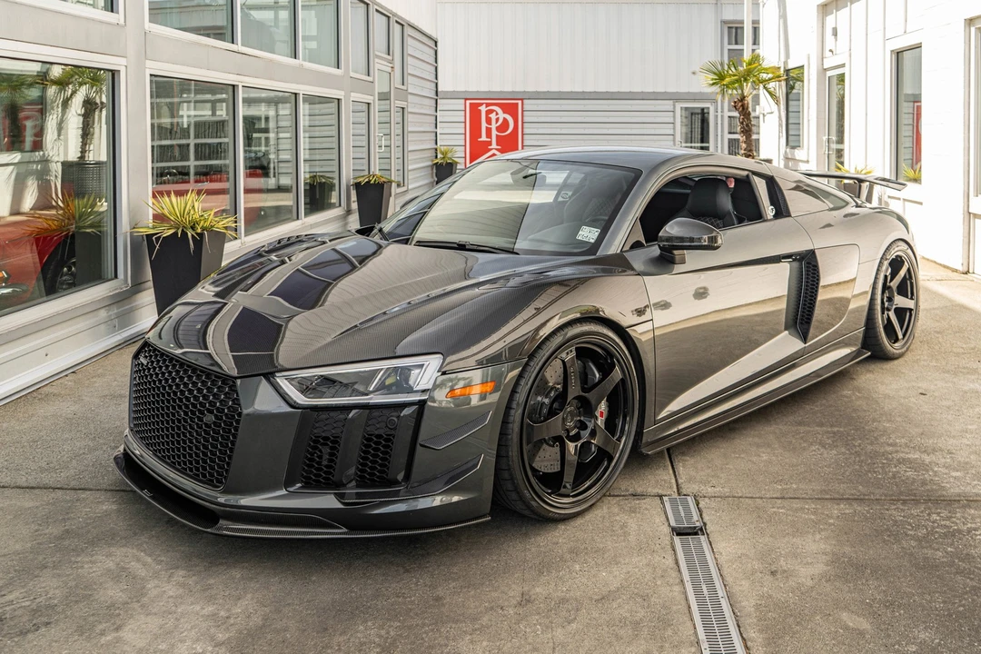 2017 Audi 4S R8 - Image 9 of 31
