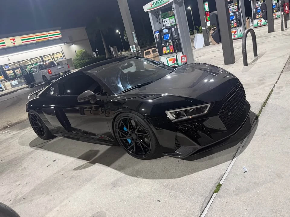 2017 Audi 4S R8 - Image 5 of 8