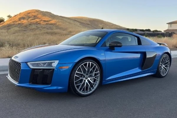 2017 Audi 4S R8 - Image 2 of 21