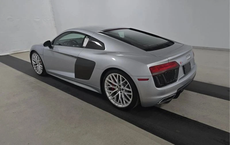 2017 Audi 4S R8 - Image 7 of 10
