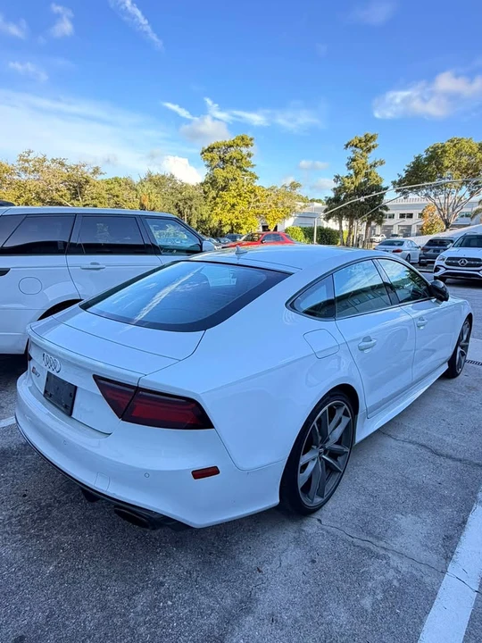 2017 Audi C7 RS7 - Image 4 of 10
