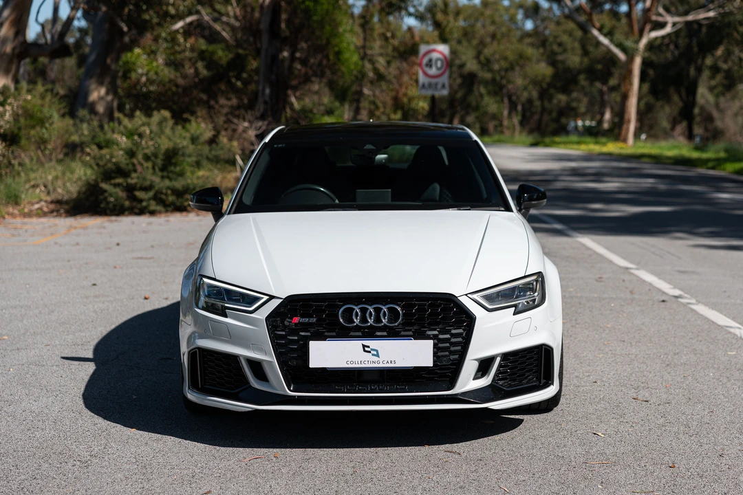 2017 Audi 8V RS3 - Image 10 of 31
