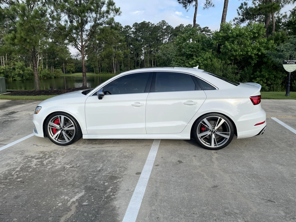 2017 Audi 8V RS3 - Image 14 of 31