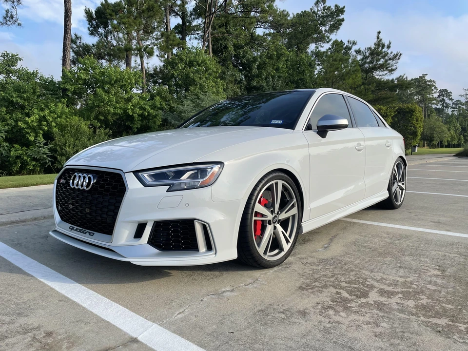 2017 Audi 8V RS3 - Image 10 of 31