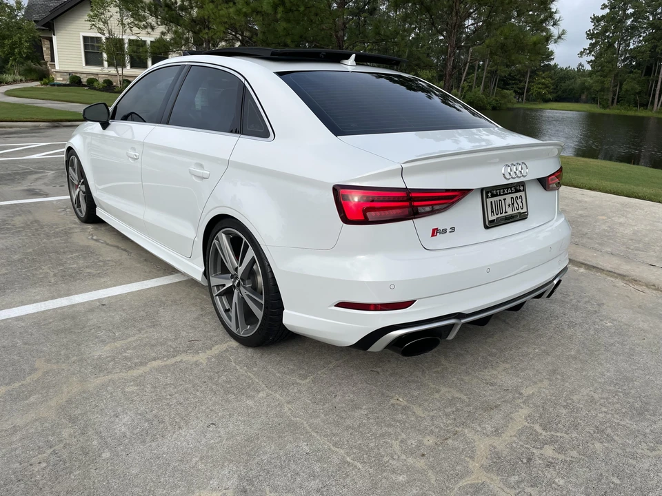 2017 Audi 8V RS3 - Image 16 of 31