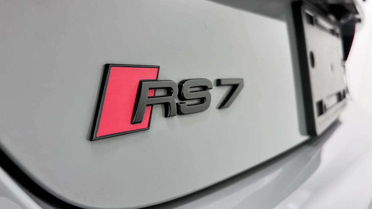 2017 Audi C7 RS7 - Image 27 of 31