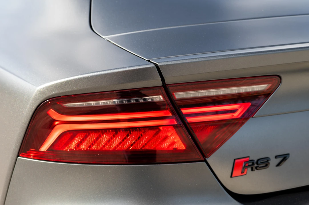 2017 Audi C7 RS7 - Image 15 of 31