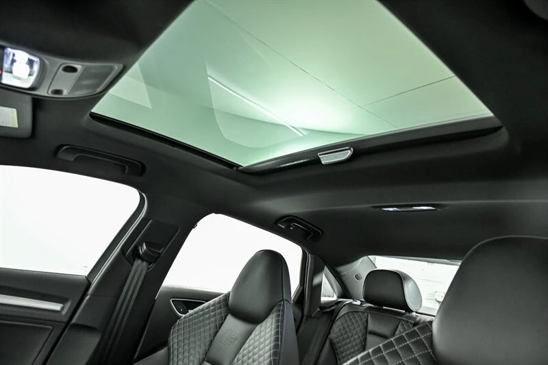 2017 Audi 8V S3 - Image 18 of 31