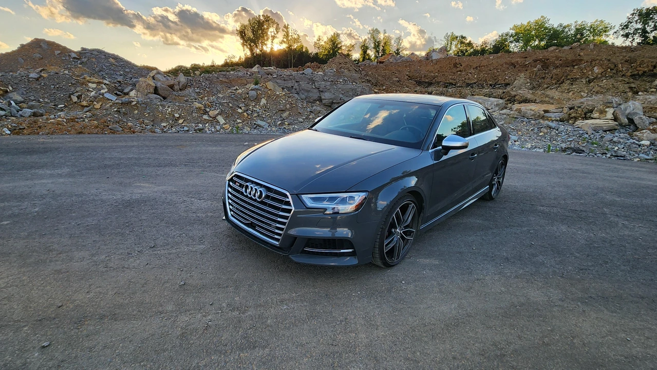 2017 Audi 8V S3 - Image 10 of 31