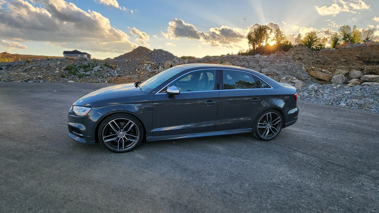 2017 Audi 8V S3 - Image 13 of 31