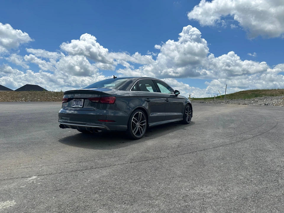 2017 Audi 8V S3 - Image 24 of 31