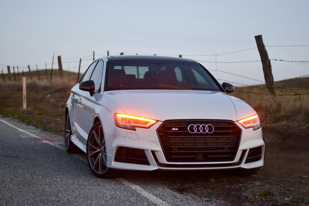 2017 Audi 8V S3 - Image 14 of 31
