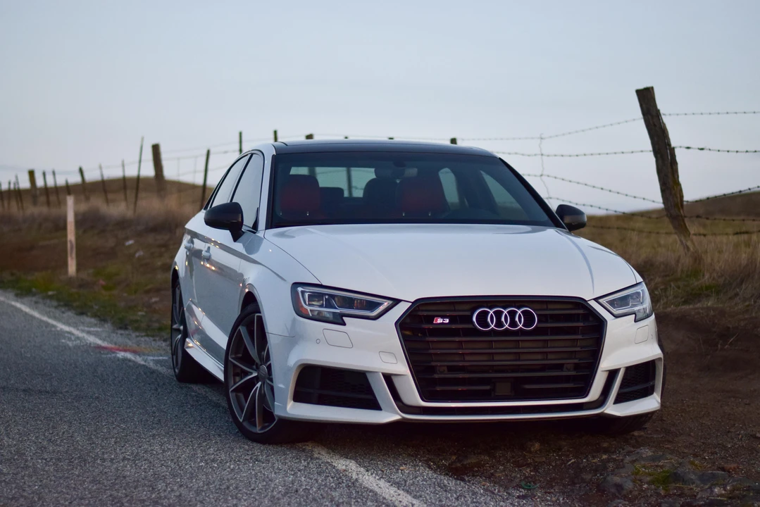 2017 Audi 8V S3 - Image 2 of 31