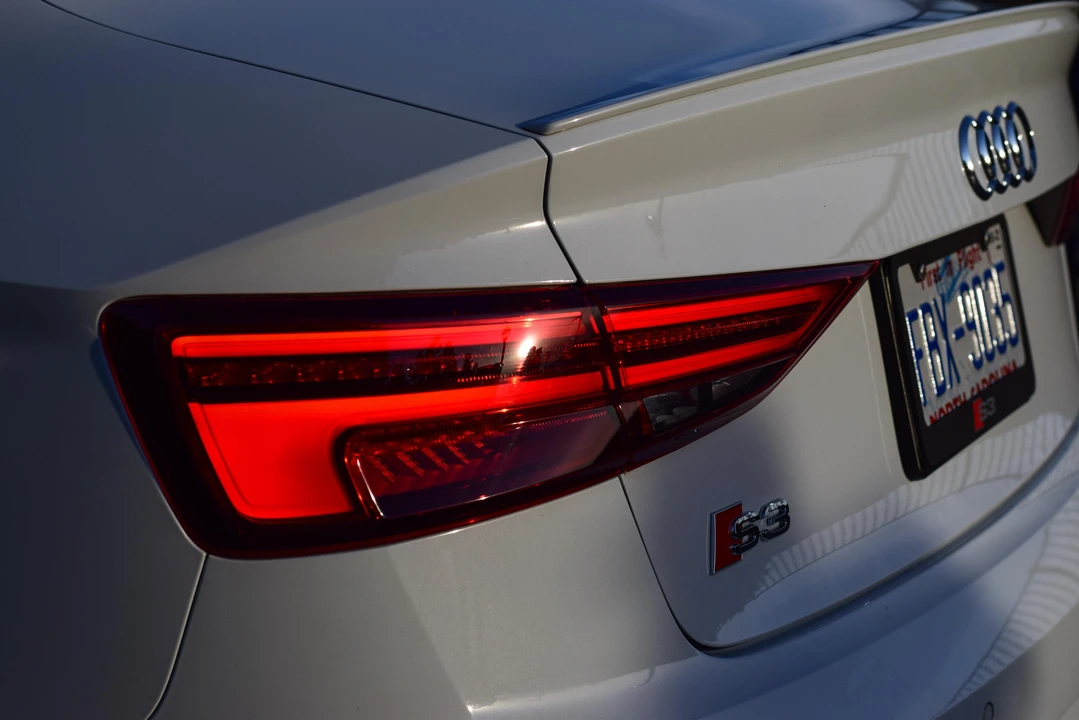 2017 Audi 8V S3 - Image 24 of 31