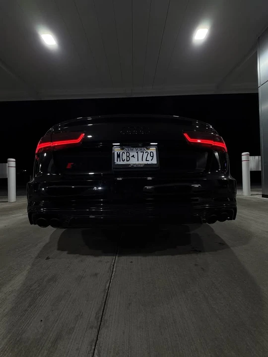 2017 Audi C7 S6 - Image 8 of 10