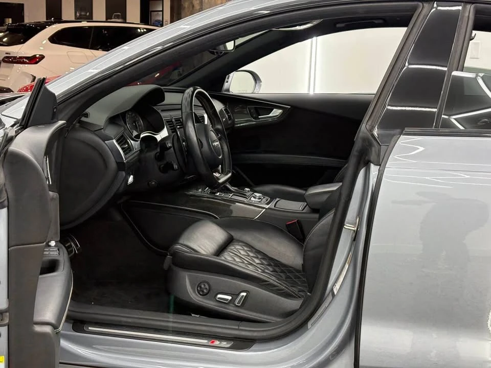 2017 Audi C7 S7 - Image 17 of 20