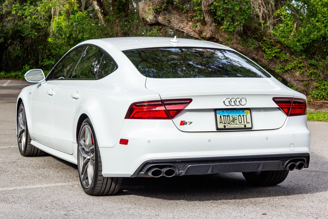 2017 Audi C7 S7 - Image 8 of 31