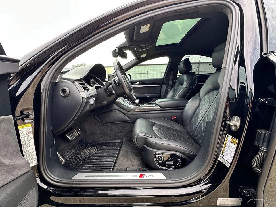 2017 Audi D4 S8 - Image 13 of 24