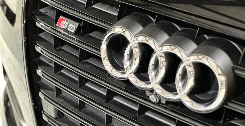 2017 Audi D4 S8 - Image 5 of 24
