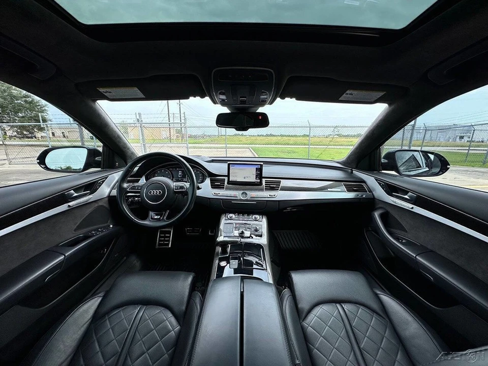 2017 Audi D4 S8 - Image 17 of 24