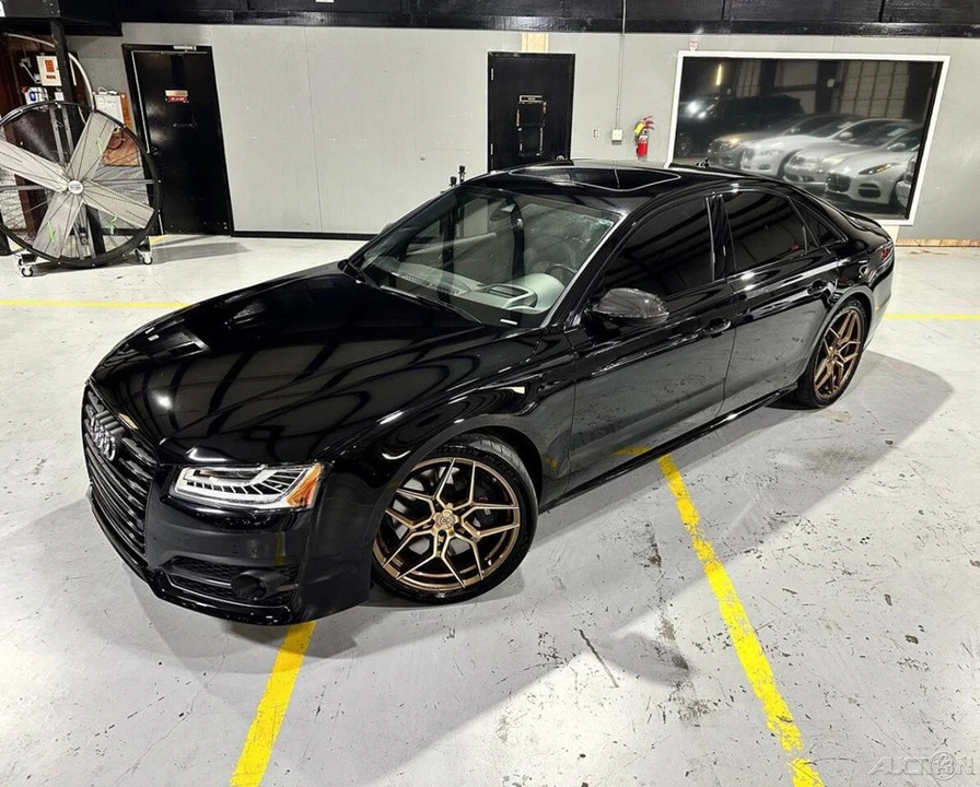2017 Audi D4 S8 - Image 6 of 24