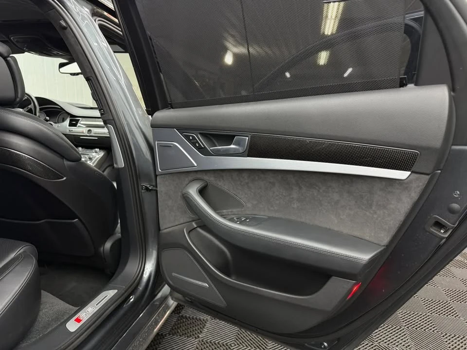 2017 Audi D4 S8 - Image 8 of 15