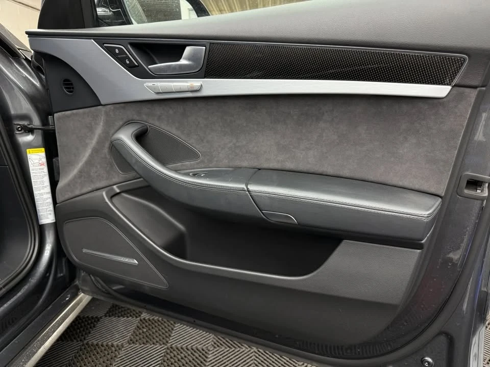 2017 Audi D4 S8 - Image 5 of 15