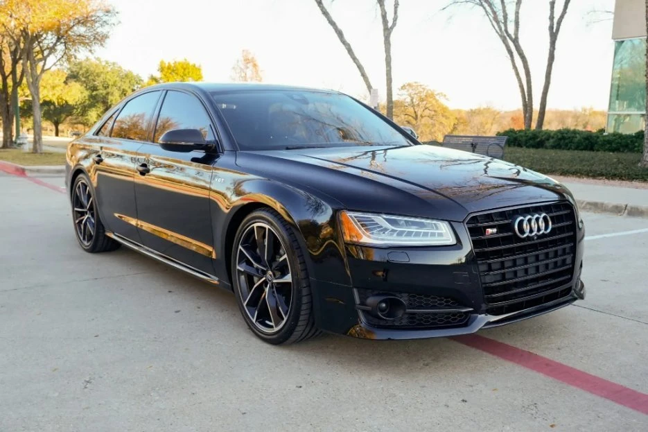 2017 Audi D4 S8 - Image 4 of 9