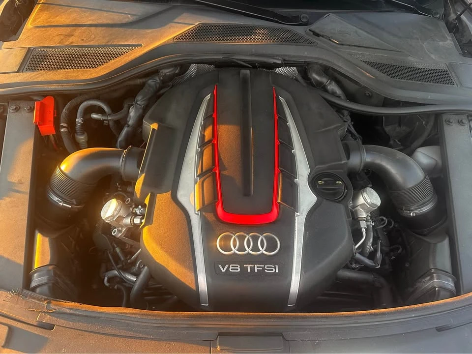 2017 Audi D4 S8 - Image 18 of 20