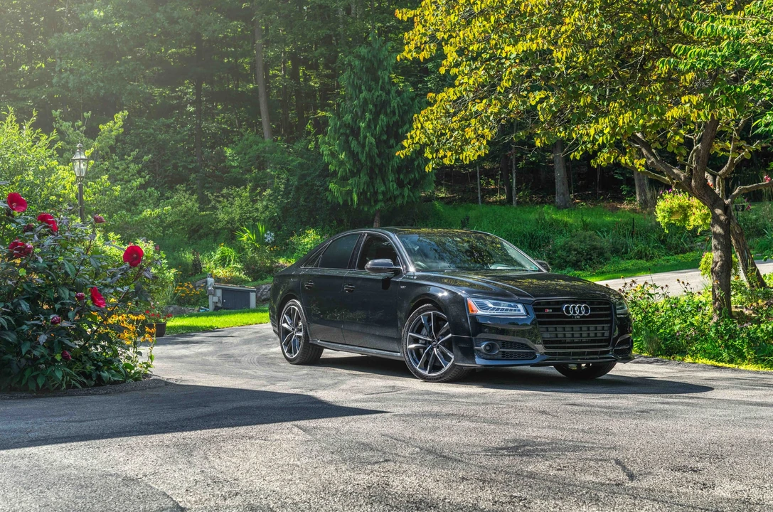 2017 Audi D4 S8 - Image 3 of 31