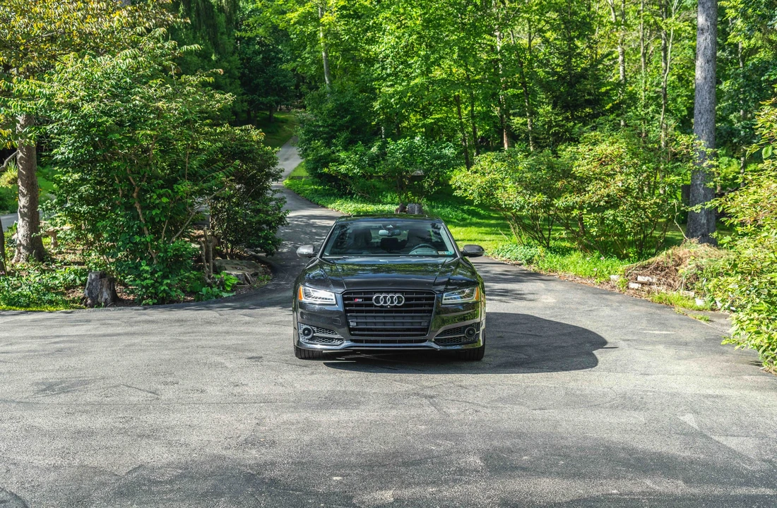 2017 Audi D4 S8 - Image 10 of 31