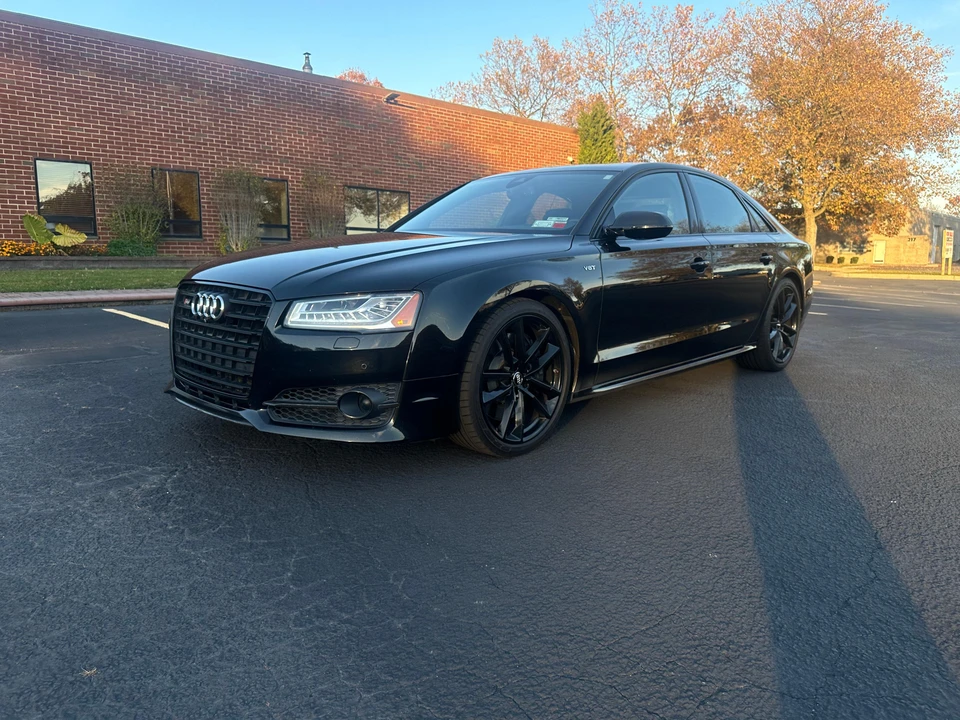 2017 Audi D4 S8 - Image 9 of 31