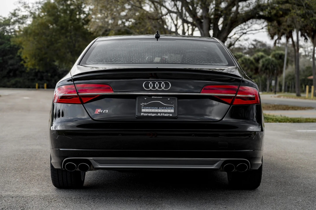 2017 Audi D4 S8 - Image 8 of 31