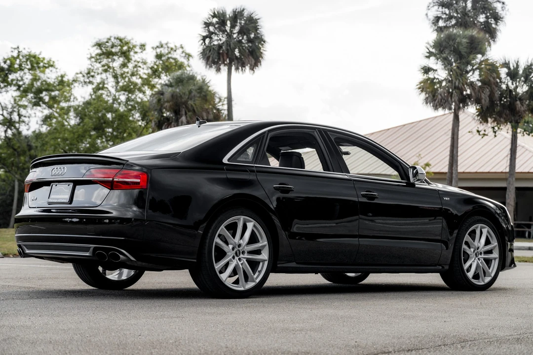 2017 Audi D4 S8 - Image 7 of 31