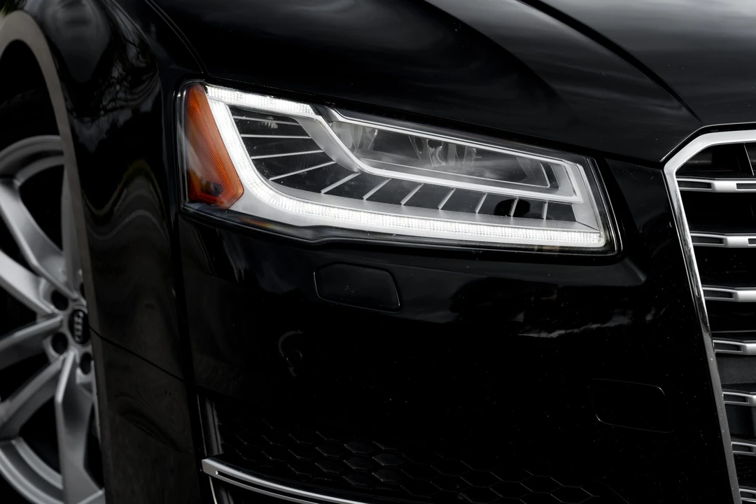2017 Audi D4 S8 - Image 13 of 31