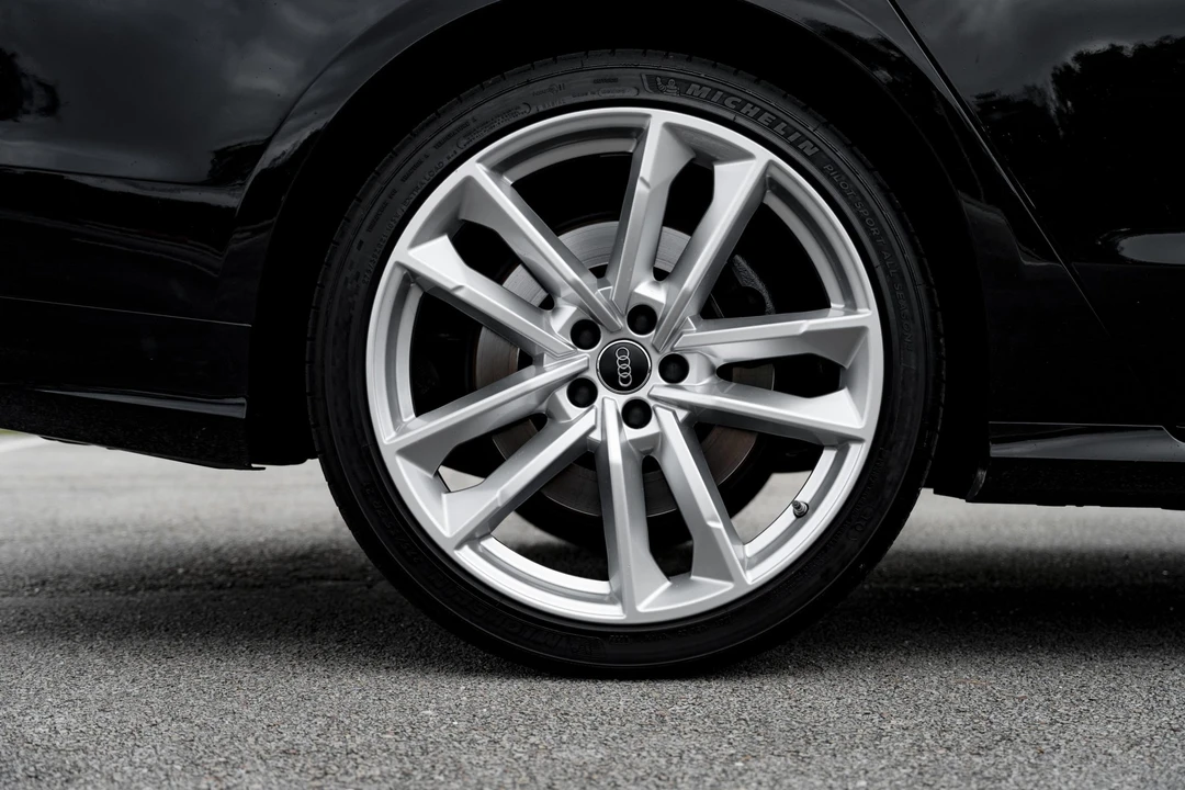 2017 Audi D4 S8 - Image 27 of 31