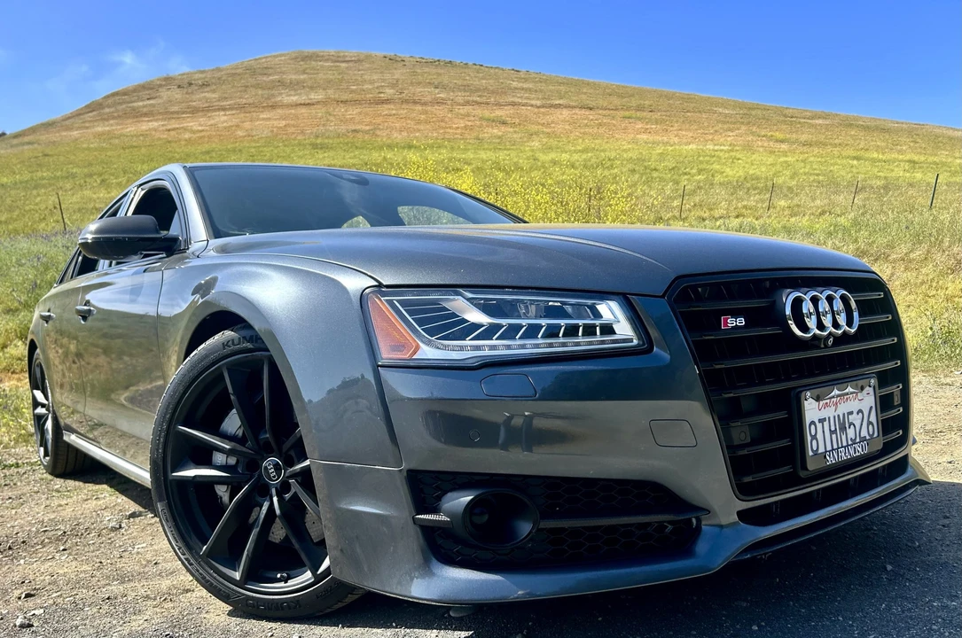 2017 Audi D4 S8 - Image 2 of 31